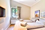 Schlafzimmer - Ferienhaus Frische Brise 33 Feriendorf Klein Stresow Rügen - Top-Hundeurlaub