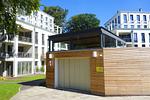 Fassade / Eingang - Ferienwohnung Strandlounge in den Parkvillen Binz - Top-Hundeurlaub