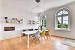 Wohnzimmer - Ferienwohnung Fürst Malte Loft I Design & Pool Putbus - Top-Hundeurlaub