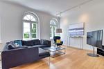 Wohnzimmer - Ferienwohnung Fürst Malte Loft I Design & Pool Putbus - Top-Hundeurlaub