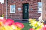 Fassade / Eingang - Doppelhaus Lütt Wisch Hus - Top-Hundeurlaub