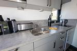 Küche / Küchenzeile - Hausboot "Seeloft" - Top-Hundeurlaub