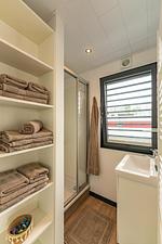 Badezimmer - Floatinghouse Topas - Top-Hundeurlaub