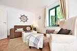 Wohnzimmer - Villa Perkunos 02 - Top-Hundeurlaub