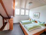 Schlafzimmer - Maisonette-Wohnung B1**** - Top-Hundeurlaub