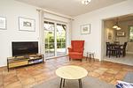 Wohnzimmer - FeWo EG: Terrasse, ruhige Lage - Top-Hundeurlaub