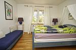 Schlafzimmer - FeWo EG: Terrasse, ruhige Lage - Top-Hundeurlaub