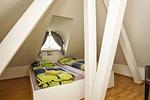 Schlafzimmer - FeWo OG+DG: Balkon, ruhige Lage - Top-Hundeurlaub