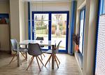 Küche / Küchenzeile - Ferienwohnung Ostrea Breege - mit Garten und Grill - Top-Hundeurlaub