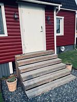 Eingang zur Villa Skogsfred in Värmland - Villa Skogsfred - Top-Hundeurlaub