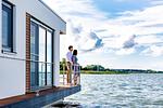 Kranichnest Ferienhaus, Bootshaus, Schwimmhaus - KranichNest Schwimmhaus - Uferhaus am Bodden Ostsee - Top-Hundeurlaub