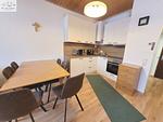 Küche / Küchenzeile - Apartment Grimmingsuite by FiS - Fun in Styria - Top-Hundeurlaub