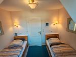 Schlafzimmer - Gartenblick auf Fehmarn - Top-Hundeurlaub