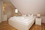 Schlafzimmer - FeWo21: Strand,Balk,Pool,Sauna - Top-Hundeurlaub