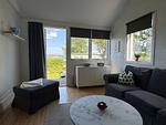 Wohnzimmer mit Meerblick in Lilla Lycka Timmernabben, Småland - Lilla Lycka Timmernabben - Top-Hundeurlaub