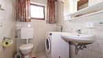 bathroom - Ferienwohnung für 5 Personen (85 m²) in Walchsee - Top-Hundeurlaub