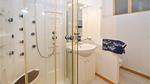 bathroom - Ferienwohnung für 6 Personen (50 m²) in Pianottoli-Caldarello - Top-Hundeurlaub