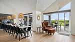 living-dining-room - Ferienhaus für 16 Personen (242 m²) in Glesborg - Top-Hundeurlaub