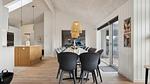 living-dining-room - Ferienhaus für 18 Personen (240 m²) in Ålbæk - Top-Hundeurlaub