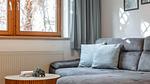 Wohnzimmer - Ferienwohnung für 8 Personen (56 m²) in Kirchberg in Tirol - Top-Hundeurlaub