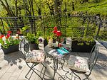 sonnige Terrasse mit Sitzmöglichkeit - Ferienwohnung Bianco - Top-Hundeurlaub