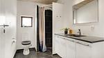 bathroom - Ferienhaus für 8 Personen (137 m²) in Løkken - Top-Hundeurlaub