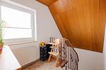 Treppenhaus - Waldweg Ferienwohnung 4 - Top-Hundeurlaub