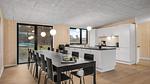 living-dining-room - Ferienhaus für 16 Personen (189 m²) in Grenaa - Top-Hundeurlaub