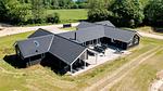 outside - Ferienhaus für 30 Personen (385 m²) in Alsen - Top-Hundeurlaub