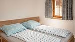 bed - Ferienwohnung für 3 Personen (60 m²) in Liesing - Top-Hundeurlaub
