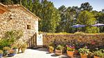 Außenseite Ferienhaus [Sommer] - Ferienhaus für 13 Personen (200 m²) in Issac - Top-Hundeurlaub
