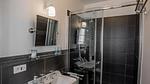 Badezimmer - Ferienhaus für 22 Personen (420 m²) in Bonnes - Top-Hundeurlaub