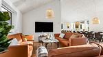 living-dining-room - Ferienhaus für 30 Personen (397 m²) in Glesborg - Top-Hundeurlaub