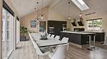living-dining-room - Ferienhaus für 24 Personen (298 m²) in Vejby - Top-Hundeurlaub