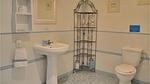 bathroom - Ferienhaus für 10 Personen (200 m²) in Saint-Pierre-sur-Orthe - Top-Hundeurlaub