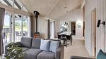 living-dining-room - Ferienhaus für 14 Personen (194 m²) in Bogense - Top-Hundeurlaub