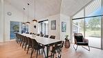 living-dining-room - Ferienhaus für 18 Personen (253 m²) in Nexø - Top-Hundeurlaub