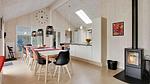 living-dining-room - Ferienhaus für 18 Personen (242 m²) in Glesborg - Top-Hundeurlaub