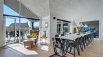 living-dining-room - Ferienhaus für 18 Personen (262 m²) in Glesborg - Top-Hundeurlaub