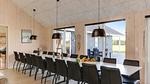 living-dining-room - Ferienhaus für 24 Personen (314 m²) in Stege - Top-Hundeurlaub