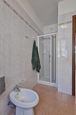 Ferienwohnung Michela 4 mit Garten und Seeblick - 017185-CNI-00093 - Top-Hundeurlaub