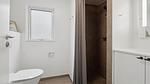 bathroom - Ferienhaus für 18 Personen (240 m²) in Aakirkeby - Top-Hundeurlaub