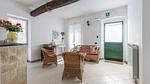 living-room - Ferienhaus für 16 Personen (500 m²) in Ne - Top-Hundeurlaub