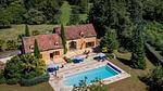 Außenseite Ferienhaus [Sommer] - Ferienhaus für 11 Personen (240 m²) in Marminiac - Top-Hundeurlaub