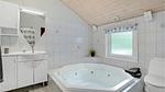 bathroom - Ferienhaus für 10 Personen (106 m²) in Oksbøl - Top-Hundeurlaub