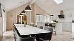 living-dining-room - Ferienhaus für 24 Personen (310 m²) in Henne - Top-Hundeurlaub