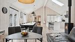 living-dining-room - Ferienhaus für 24 Personen (310 m²) in Henne - Top-Hundeurlaub