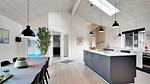 living-dining-room - Ferienhaus für 30 Personen (387 m²) in Nørre Nebel - Top-Hundeurlaub