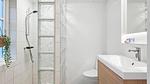 bathroom - Ferienhaus für 26 Personen (380 m²) in Give - Top-Hundeurlaub