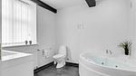 bathroom - Ferienhaus für 14 Personen (300 m²) in Højer - Top-Hundeurlaub